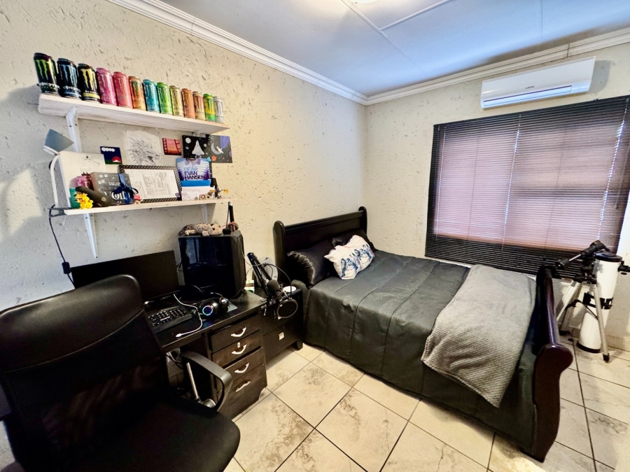 2 Bedroom Property for Sale in Die Bult North West